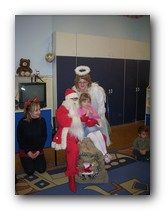 Mikołaj odwiedza przedszkole
